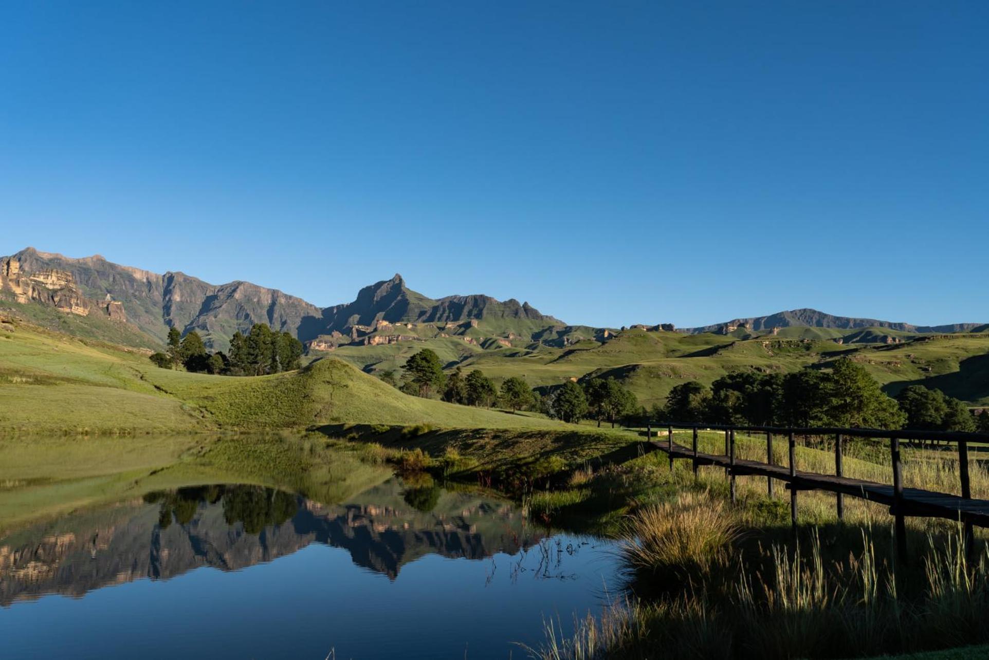 Gooderson Leisure Fairways Self Catering And Timeshare Gold Crown Resort Drakensberg Eksteriør billede